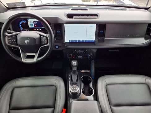 Used 2024 Ford Bronco Black Diamond w/ Sasquatch Package image 15