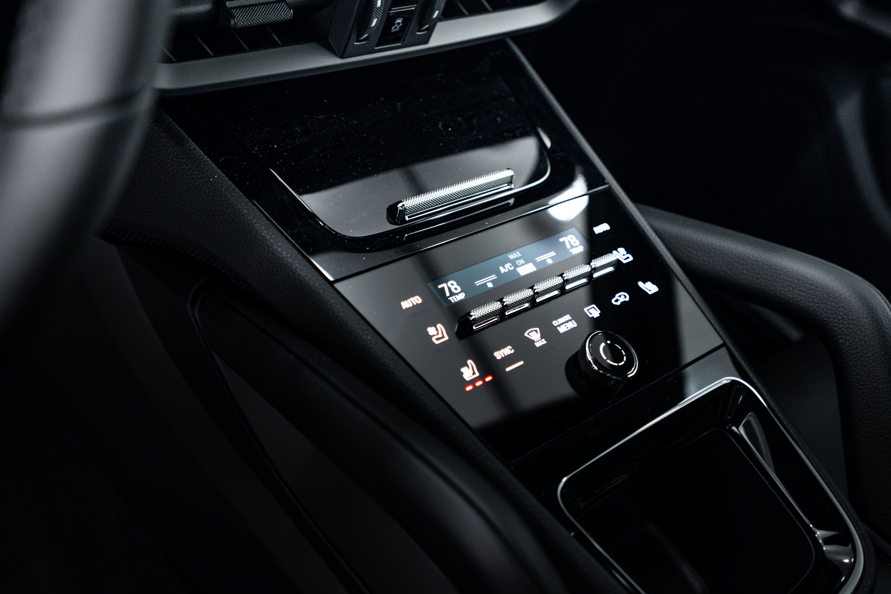 Certified 2026 Porsche Cayenne AWD/4WD image 15