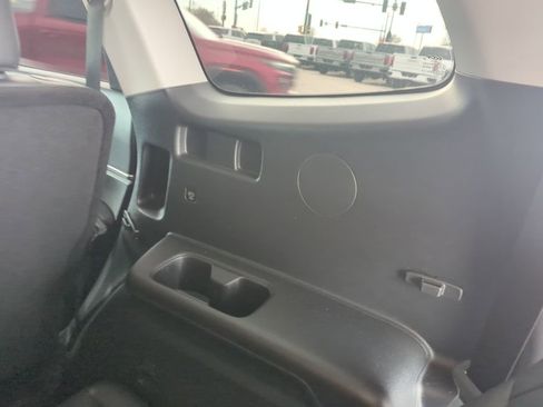 Used 2023 Kia Telluride S image 17