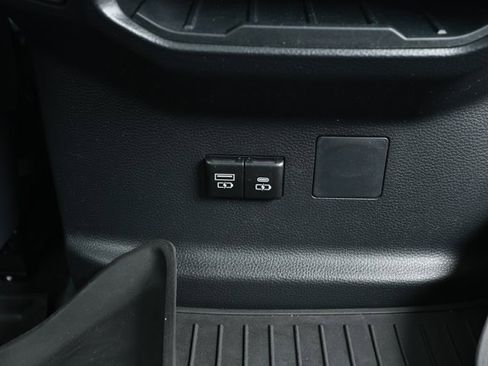 Used 2024 Toyota Tundra SR5 w/ SR5 Convenience Package RWD image 32