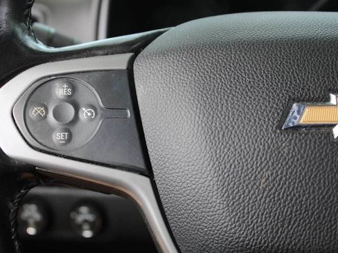 Used 2019 Chevrolet Colorado LT w/ LT Convenience Package AWD/4WD image 9