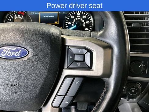 Used 2019 Ford F150 Platinum w/ Equipment Group 701A Luxury AWD/4WD image 17