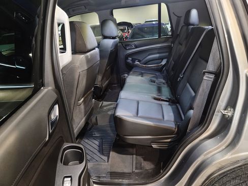 Used 2019 Chevrolet Tahoe 4WD w/ Enhanced Driver Alert Package image 19