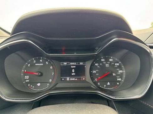 Used 2023 Chevrolet TrailBlazer ACTIV w/ Convenience Package AWD/4WD image 10