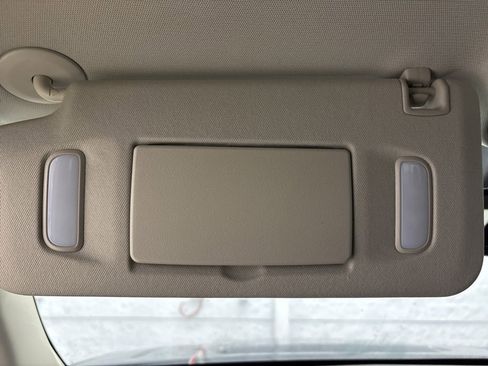 Used 2018 GMC Canyon SLT w/ Driver Alert Package image 19