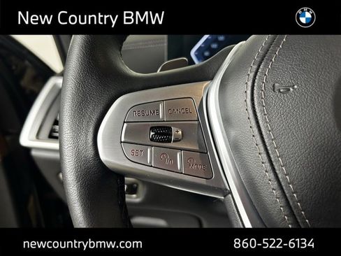 Used 2023 BMW X7 xDrive40i w/ Executive Package image 16