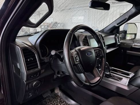 Used 2018 Ford F150 XLT w/ Equipment Group 302A Luxury AWD/4WD image 8