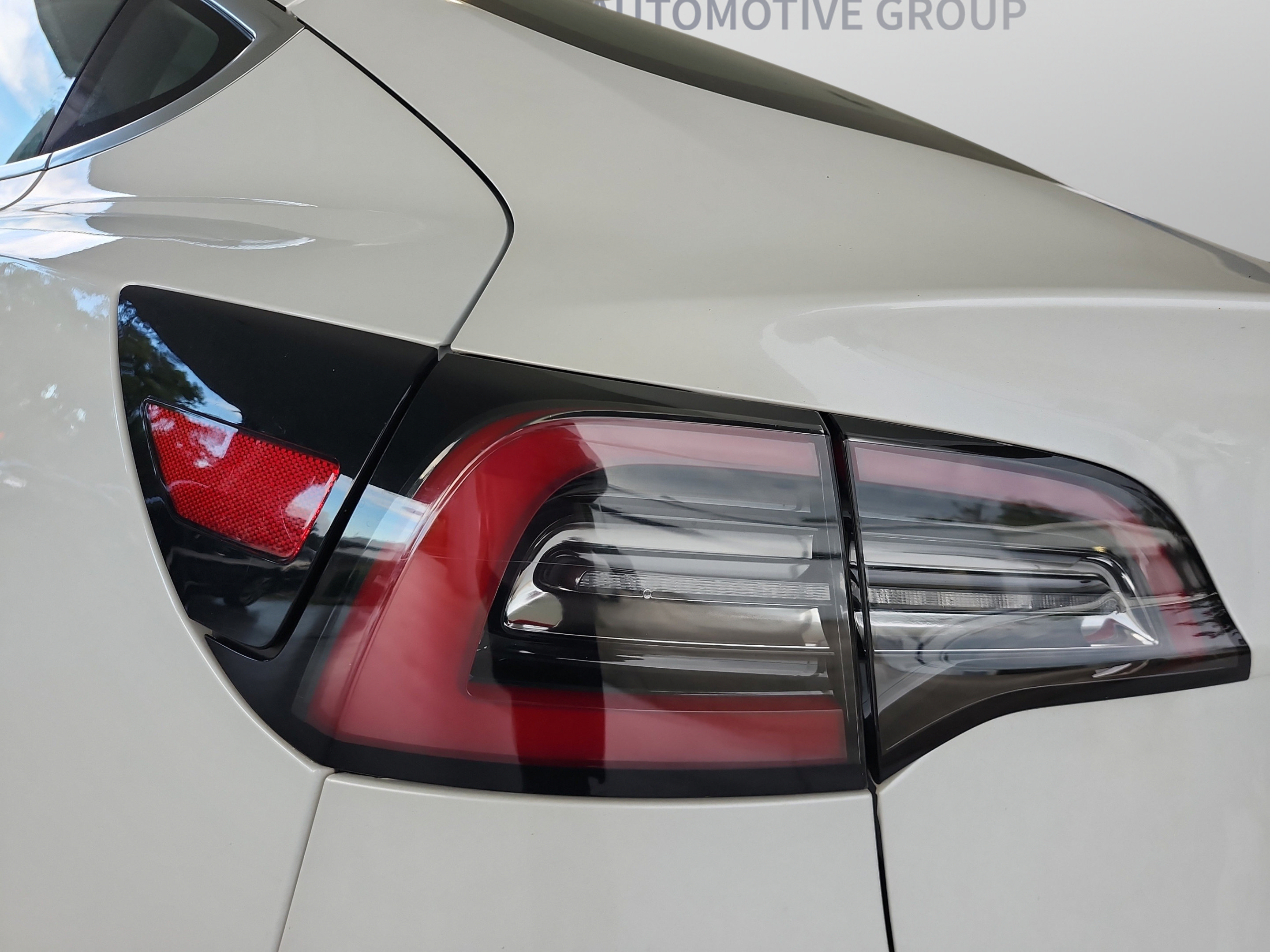 Used 2018 Tesla Model 3 Long Range RWD image 32