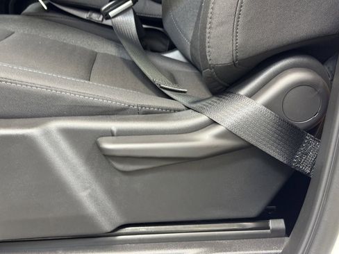 New 2026 GMC Sierra 2500 SLE image 12