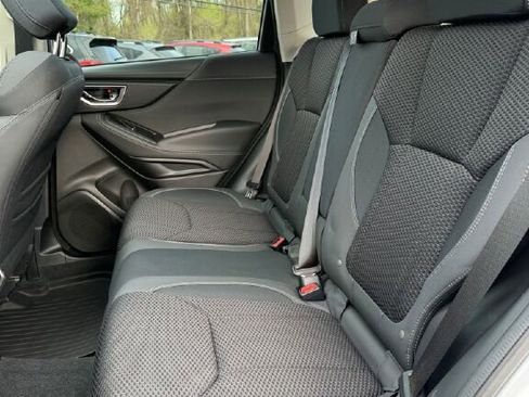 Used 2020 Subaru Forester Premium AWD/4WD image 14