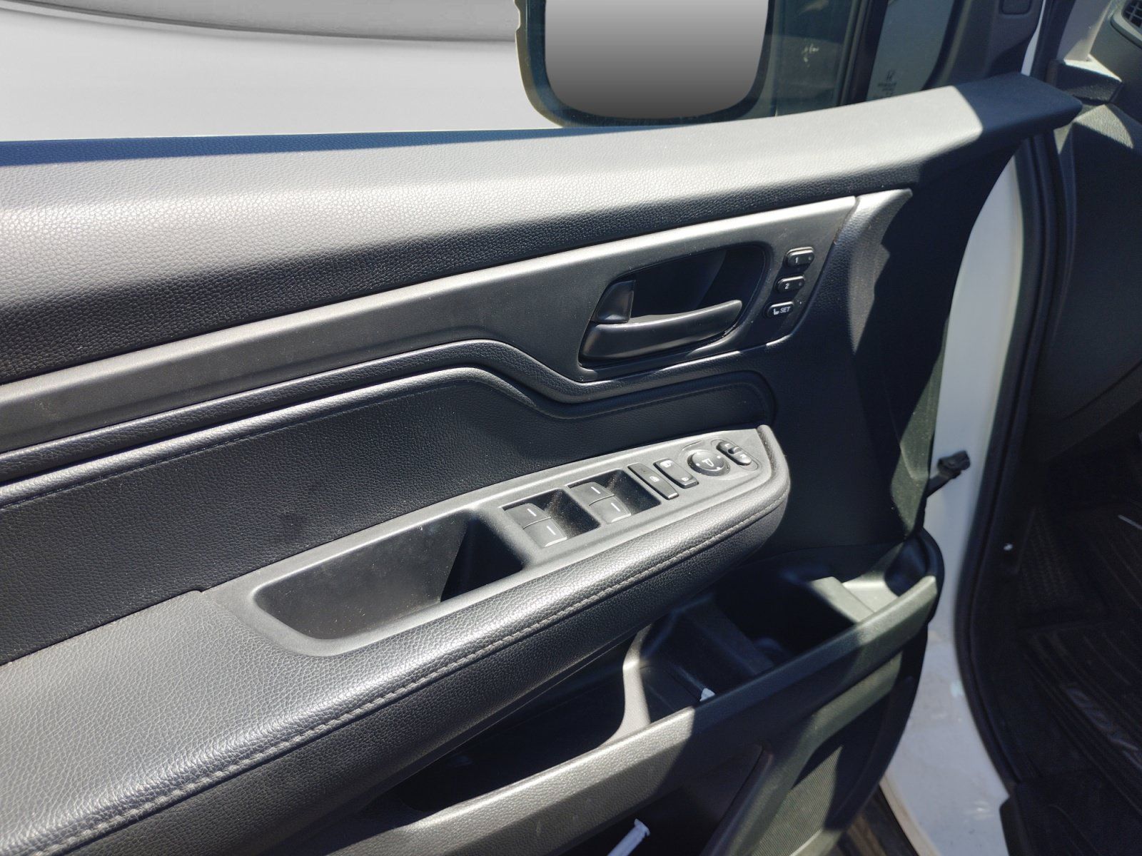 Used 2024 Honda Odyssey EX-L image 12