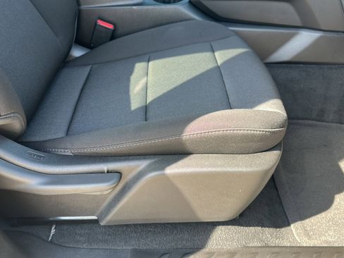 Used 2024 Chevrolet Colorado Trail Boss w/ Technology Package image 25