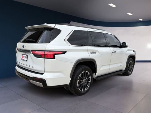 Used 2023 Toyota Sequoia Limited AWD/4WD image 5