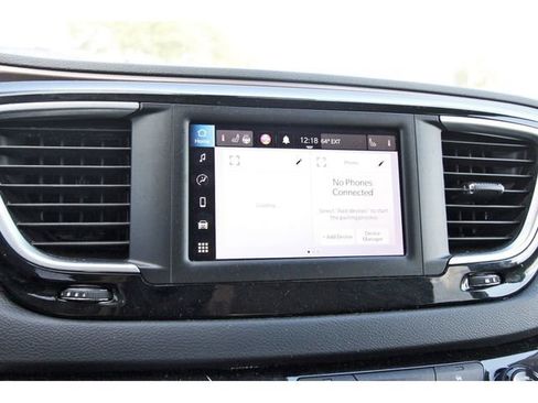 Used 2023 Chrysler Voyager LX image 24