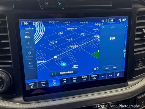 Used 2025 Ford F150 Lariat w/ Equipment Group 502A High image 17