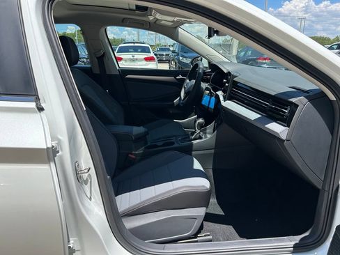 New 2026 Volkswagen Jetta SE FWD image 39
