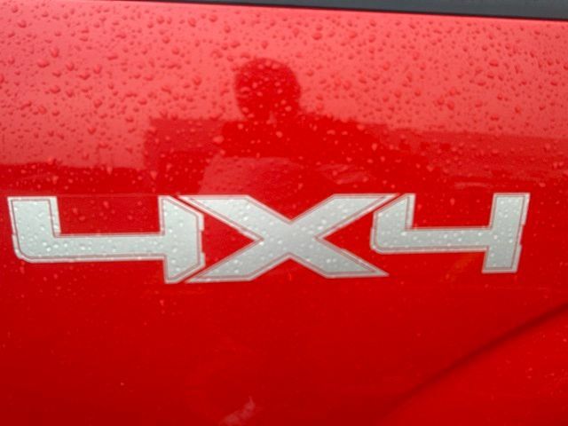 Used 2013 Ford F150 XLT w/ Luxury Equipment Group AWD/4WD image 4