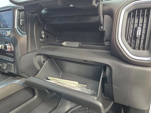 Used 2022 GMC Sierra 1500 AT4 w/ AT4 Premium Package image 23