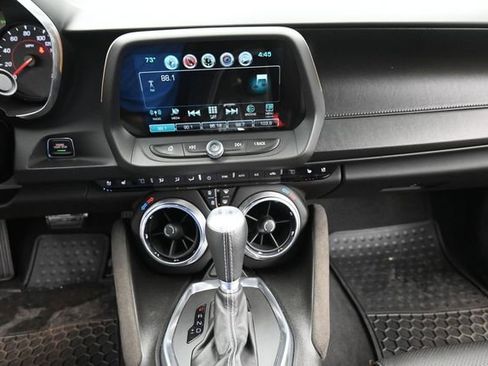 Used 2018 Chevrolet Camaro SS RWD image 16