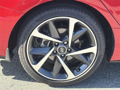 Used 2021 Hyundai Sonata SEL Plus w/ Tech Package image 17