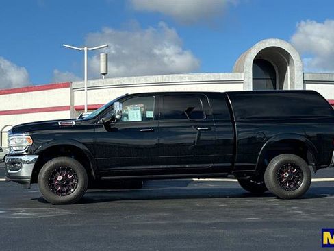 Used 2022 RAM 2500 Laramie image 7