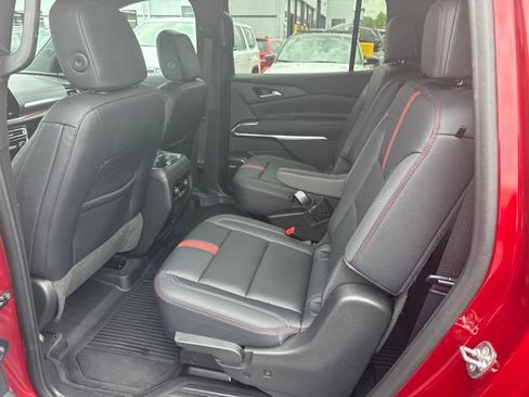 Used 2024 Chevrolet Traverse RS w/ LPO, Floor Liner Package AWD/4WD image 22