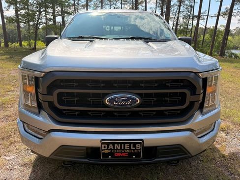 Used 2022 Ford F150 XLT w/ Equipment Group 302A High AWD/4WD image 8