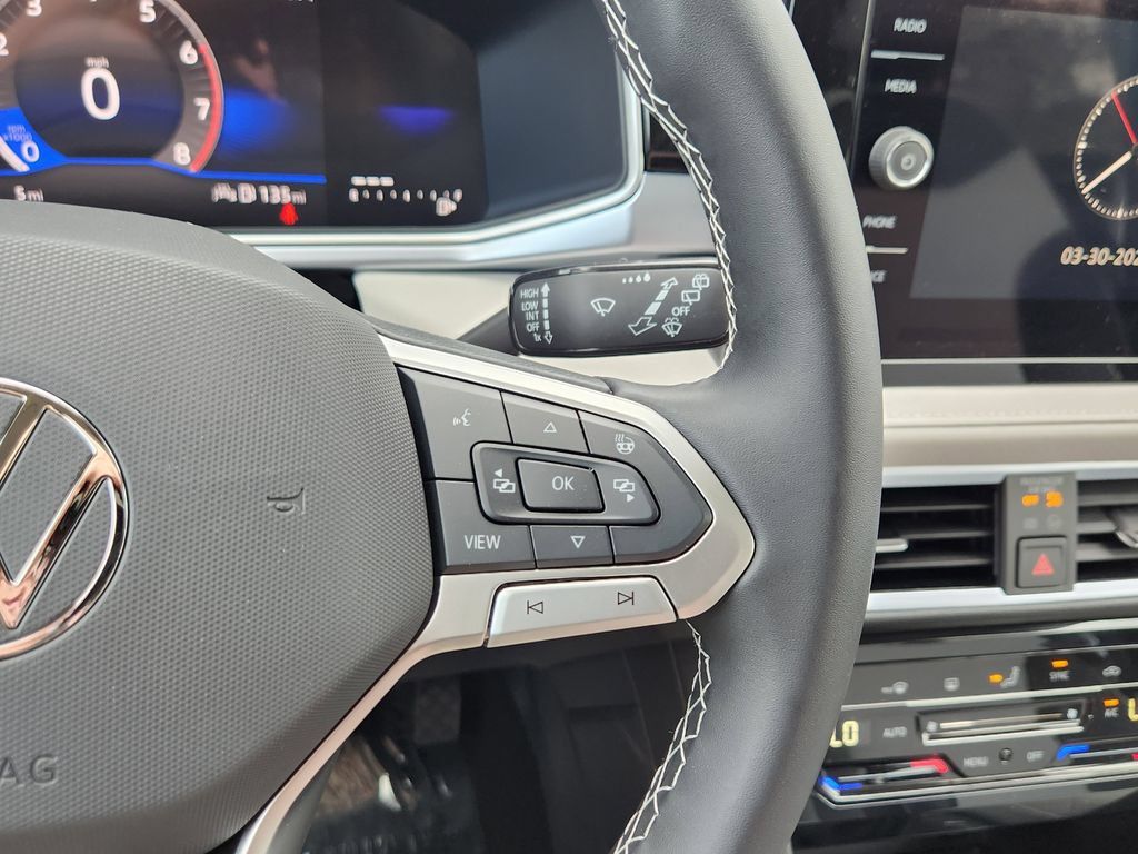 New 2026 Volkswagen Taos SE AWD/4WD image 17