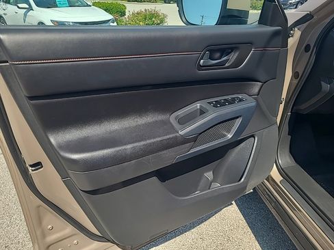 Used 2023 Nissan Pathfinder Rock Creek AWD/4WD image 15