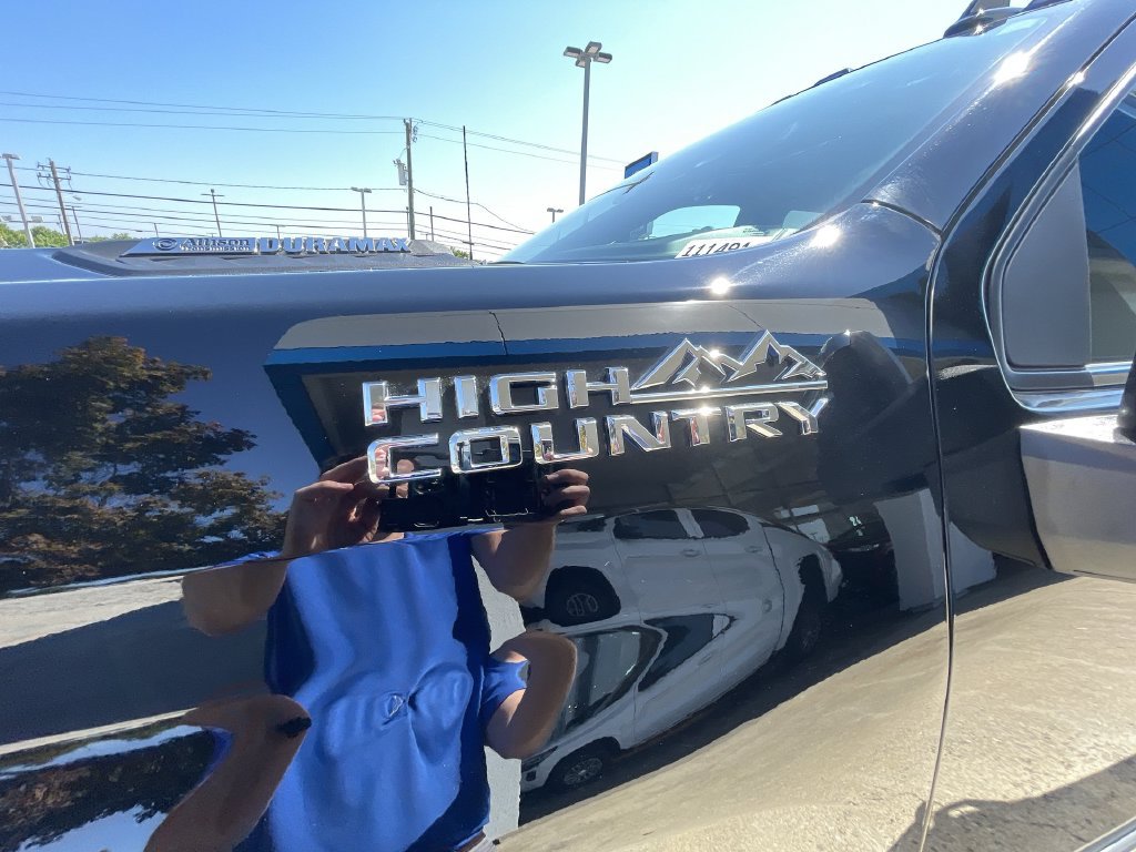 Certified 2025 Chevrolet Silverado 2500 High Country w/ High Country Premium Package AWD/4WD image 32