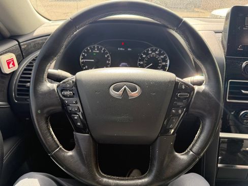 Certified 2023 INFINITI QX80 Luxe w/ All-Season Package RWD image 17