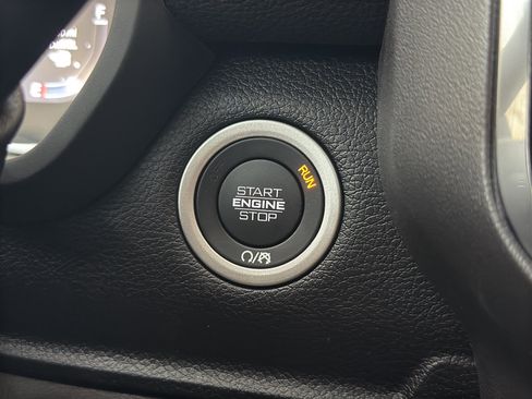 New 2025 RAM 2500 Laramie AWD/4WD image 27