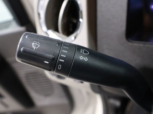 Used 2014 Ford F350 Lariat image 35