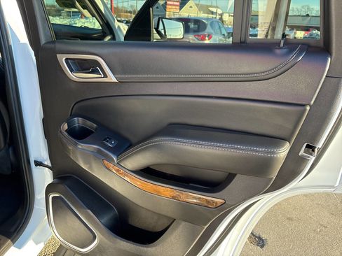 Used 2016 GMC Yukon Denali w/ Open Road Package image 40