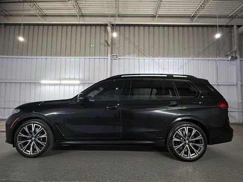 Used 2022 BMW X7 M50i image 15