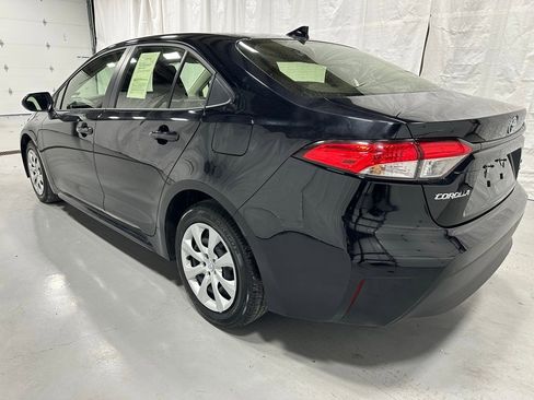 Used 2025 Toyota Corolla LE image 5