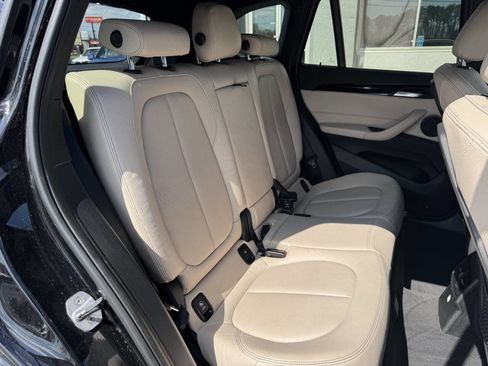 Used 2018 BMW X1 sDrive28i image 10