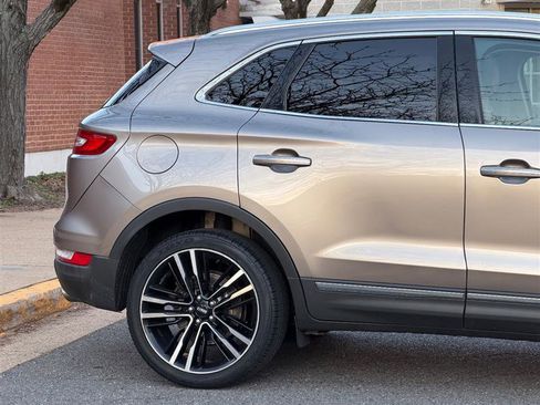 Used 2018 Lincoln MKC Reserve w/ Lincoln MKC Climate Package image 9