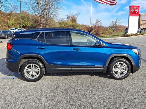 Used 2019 GMC Terrain SLE w/ Driver Convenience Package image 7