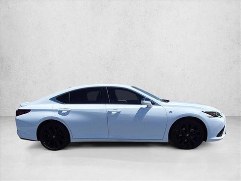 Used 2022 Lexus ES 350 F Sport w/ Accessory Package FWD image 4