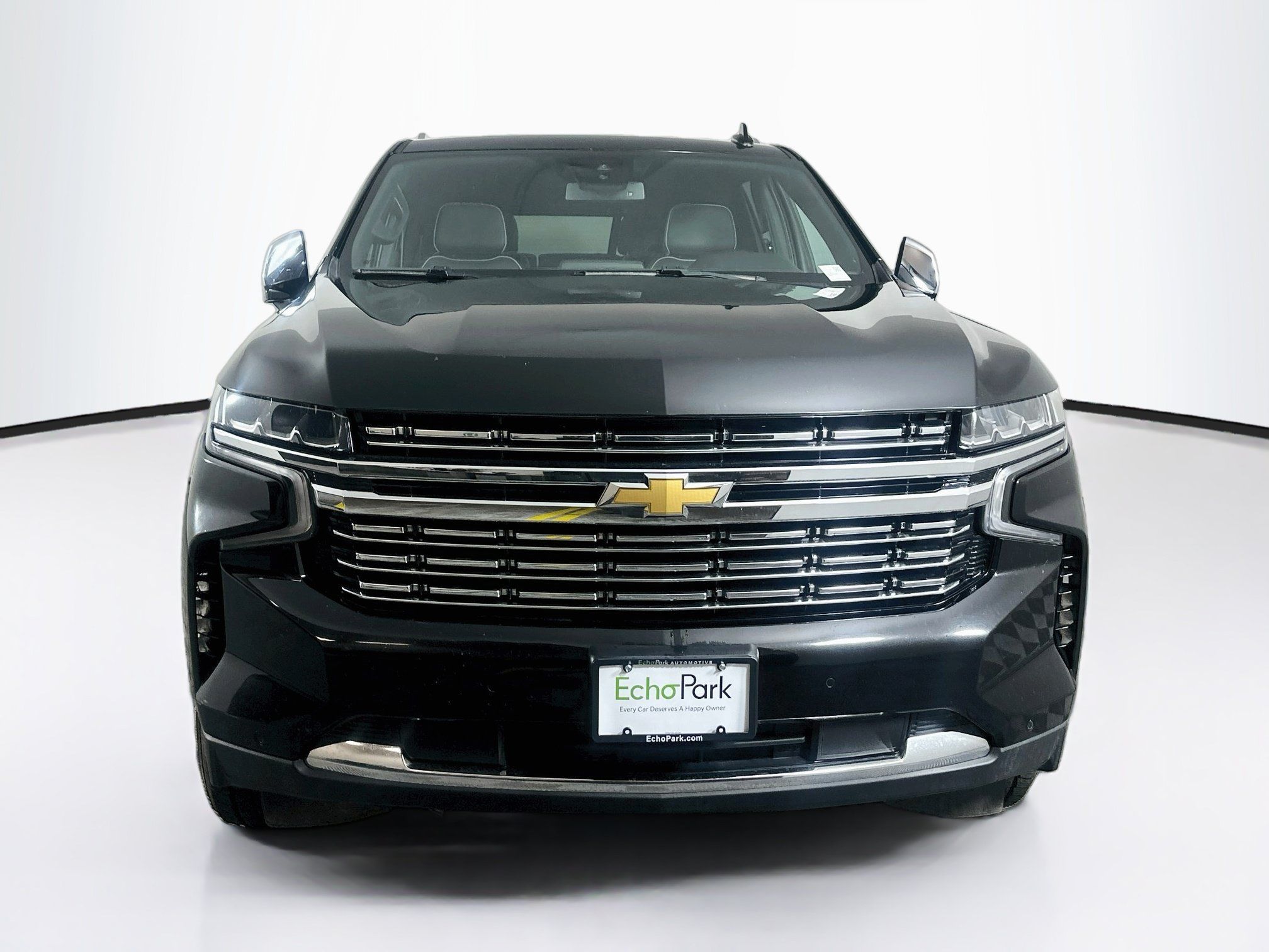 Used 2023 Chevrolet Tahoe Premier RWD image 2