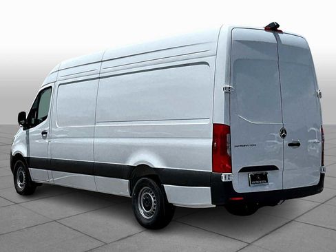 New 2025 Mercedes-Benz Sprinter 2500 image 12