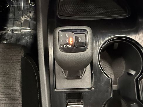 Used 2023 Nissan Rogue SV image 21