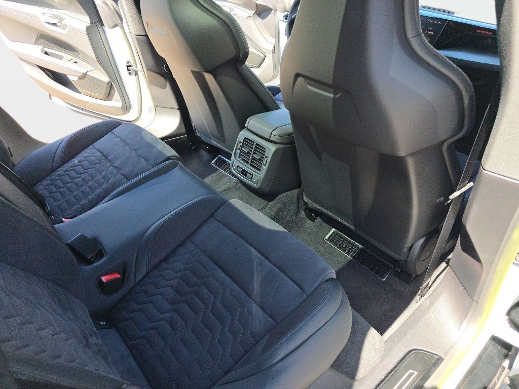 Used 2023 Audi e-tron GT Prestige w/ Prestige Package AWD/4WD image 13