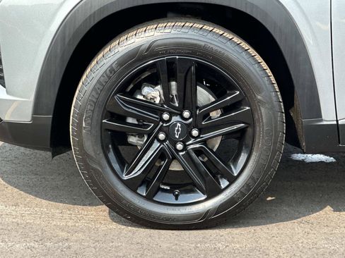Certified 2024 Chevrolet Trax ACTIV w/ Sunroof Package FWD image 8