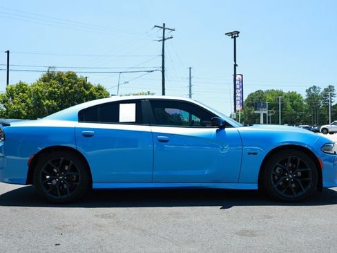 Used 2023 Dodge Charger R/T w/ Blacktop Package RWD image 4