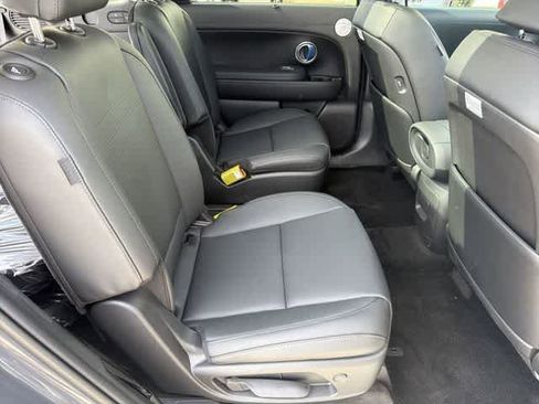 New 2026 Hyundai Palisade Limited FWD image 18