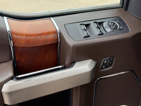 Certified 2019 Ford F150 King Ranch w/ Equipment Group 601A Luxury image 24