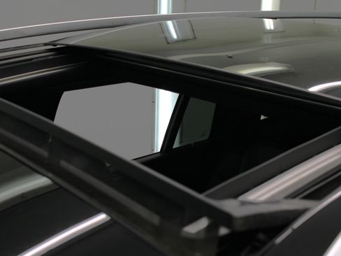 Used 2018 Mercedes-Benz GLS 450 4MATIC w/ Premium Package image 26