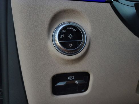 Certified 2023 Mercedes-Benz C 300 Sedan image 18